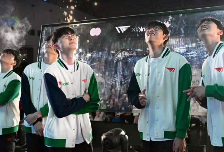 Thật khó tin nhưng một tuyển thủ T1 gần như bị cho 'ra rìa' khi đến Việt Nam