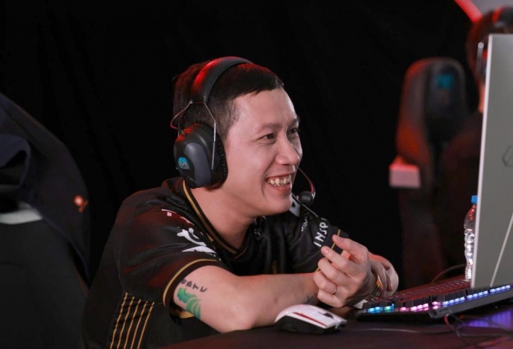 Hé lộ 'góc khuất' sự kiện T1 đến Việt Nam, Thầy Giáo Ba hết lòng nhưng bị BTC đối xử 'hết hồn'