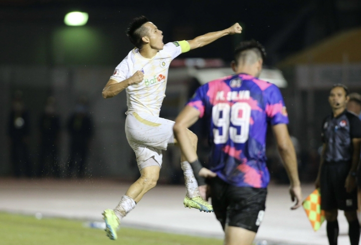 Giải V.League trên VieON: Giữa “cơn đau đầu” khó chịu của thầy Park, Văn Quyết sẽ có “ngày trở về” đầy ấn tượng