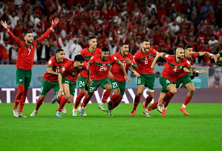 Nhập tịch cầu thủ để dự World Cup: Bài học thành công từ Morocco và Algeria