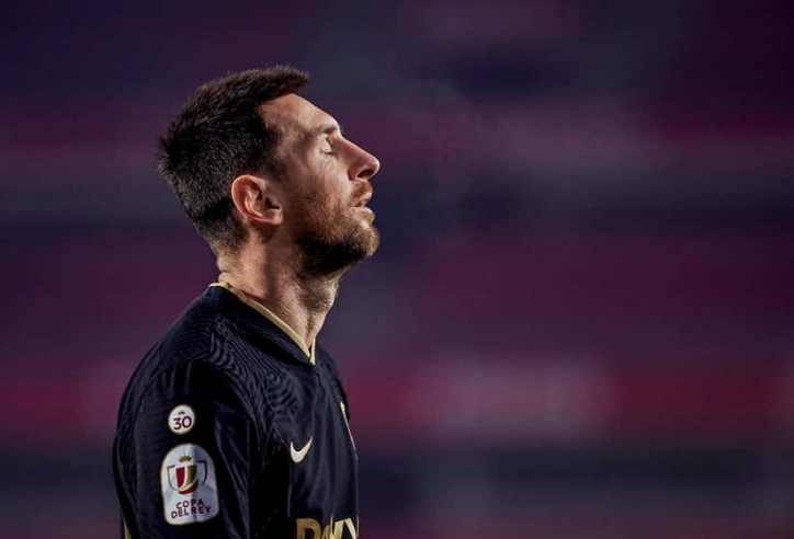 Barcelona bạc đãi công thần, Messi ‘ngán đến tận cổ’