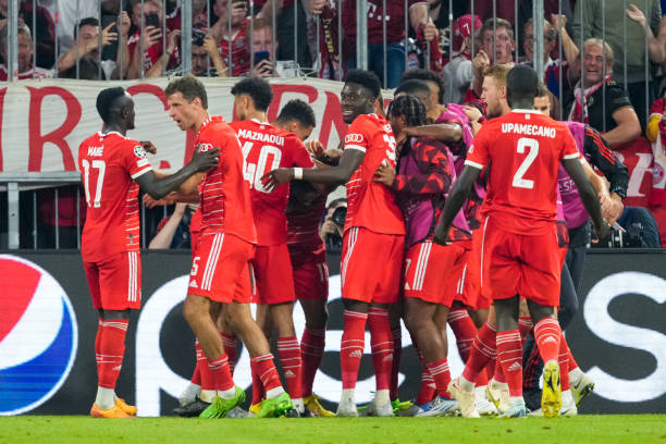 Thi đấu hiệu quả, Bayern Munich ‘nhấn chìm’ Barca ngay trên sân nhà