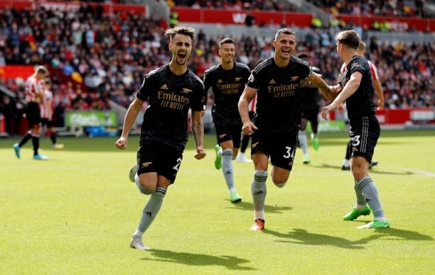 Highlights Arsenal 3-0 Brentford: Hủy diệt Brentford, Arsenal đoạt lại ngôi đầu Ngoại hạng Anh