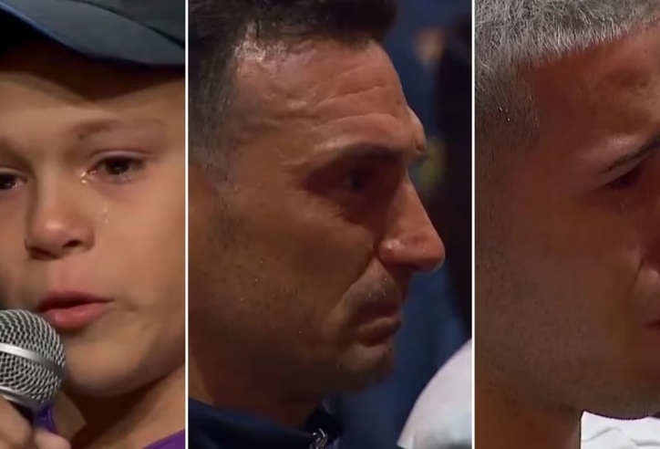 VIDEO: HLV Scaloni và bom tấn Chelsea bật khóc ở lễ vinh danh tuyển Argentina vì fan nhí