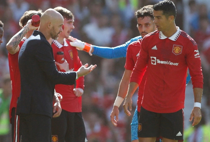 Man Utd tiếp tục gặp biến cố trước mùa giải, cờ đến tay 'nhà vua'?