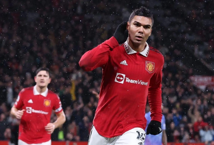 Ngôi sao MU sắp được tăng lương khủng, ngang với Ronaldo