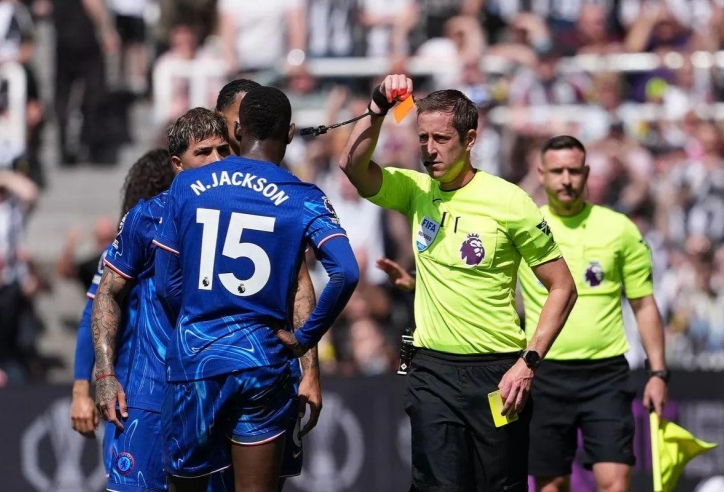 Chelsea nhận 'đòn giáng mạnh' trong cuộc đua giành vé dự C1
