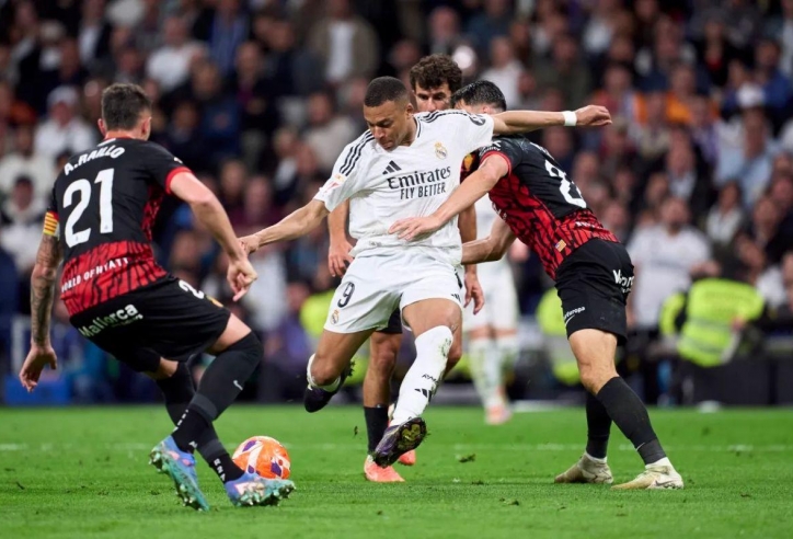 Mbappe phá kỷ lục tồn tại 71 năm của Di Stefano