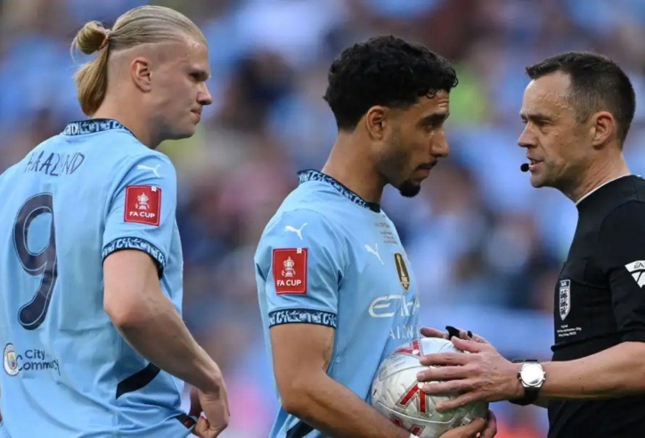 Haaland được cảnh báo trả giá đắt khi nhường penalty tại chung kết FA Cup