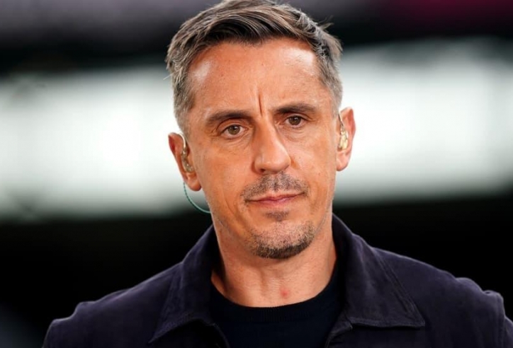 Gary Neville bị Nottingham Forest 'cấm cửa' vào sân