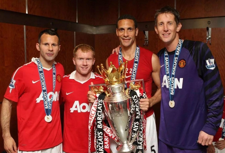 Van der Sar: 'Man United sẽ vô địch Ngoại hạng Anh mùa tới'