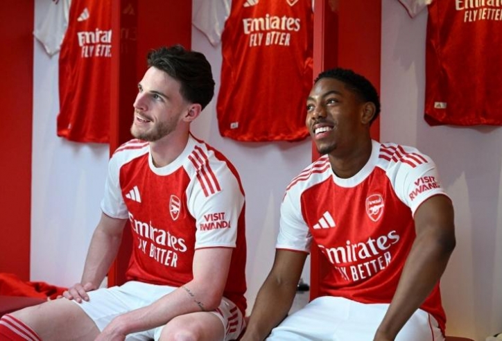 Sao trẻ hàng đầu nước Anh gia hạn với Arsenal