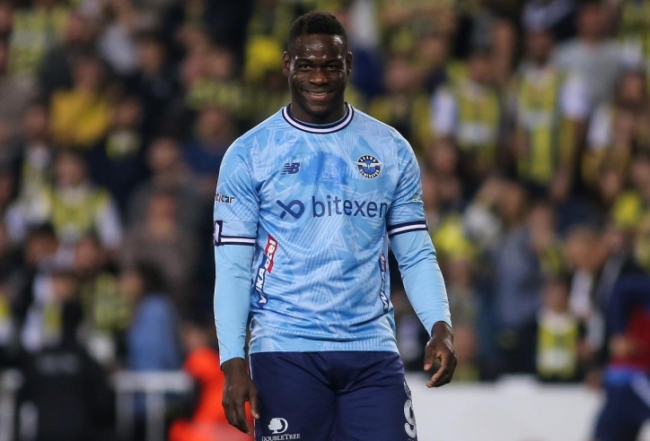 Mario Balotelli sắp có bến đỗ mới