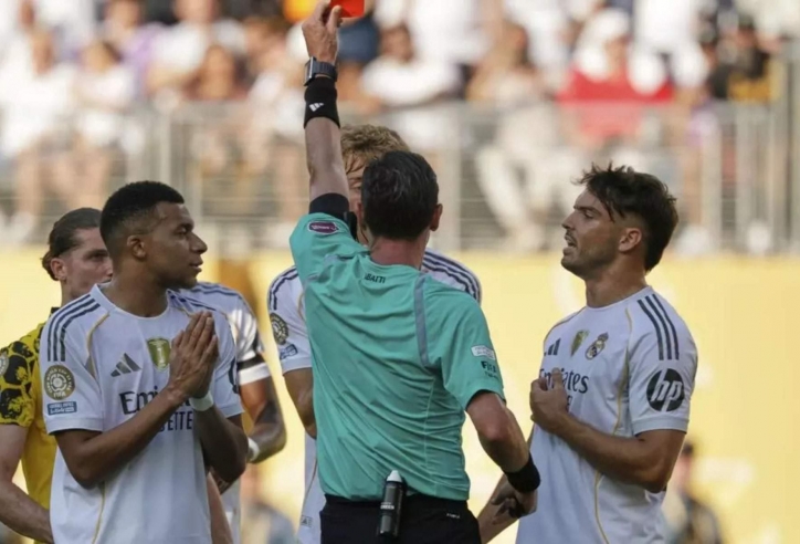 Thấy điều gì sau chiến thắng của Real Madrid?
