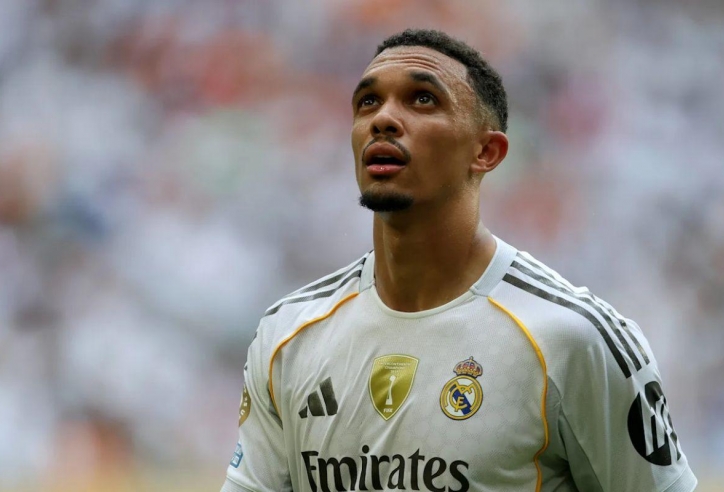 Vì sao Trent Alexander-Arnold vắng mặt trận Real Madrid vs PSG?