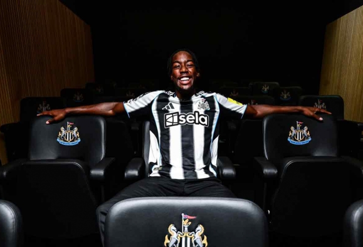 Newcastle chính thức sở hữu cựu sao MU, giá 55 triệu Bảng