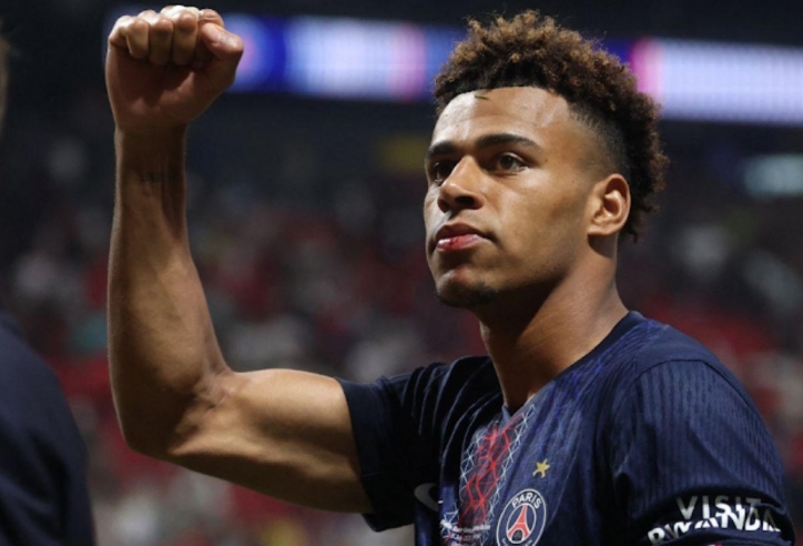 Desire Doue: 'PSG sẵn sàng làm nên lịch sử với cú ăn năm'