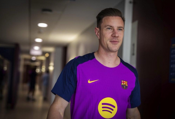 Ter Stegen được khuyên nên rời Barcelona