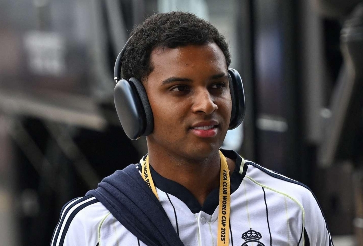 Rodrygo khiến các ông lớn châu Âu phải dè chừng