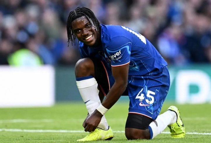 MU né được bẫy chuyển nhượng của Chelsea