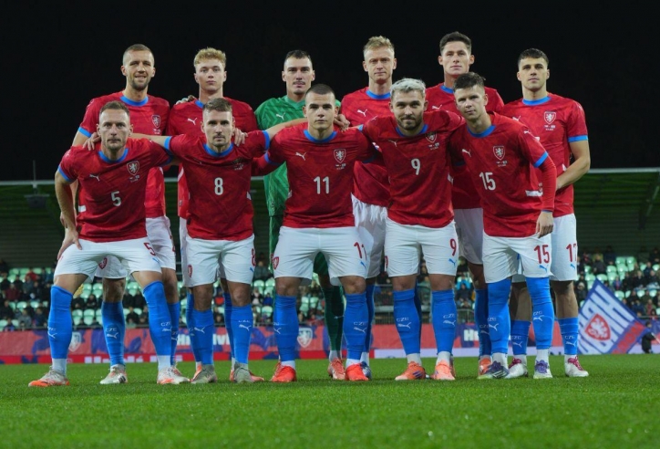 Vừa đoạt suất play-off World Cup, đội tuyển châu Âu lập tức ra án phạt