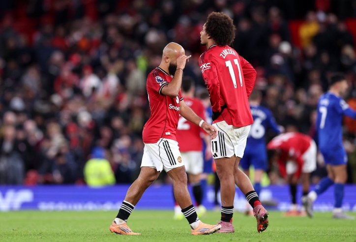 MU gặp khó trong thương vụ tiền vệ Baleba