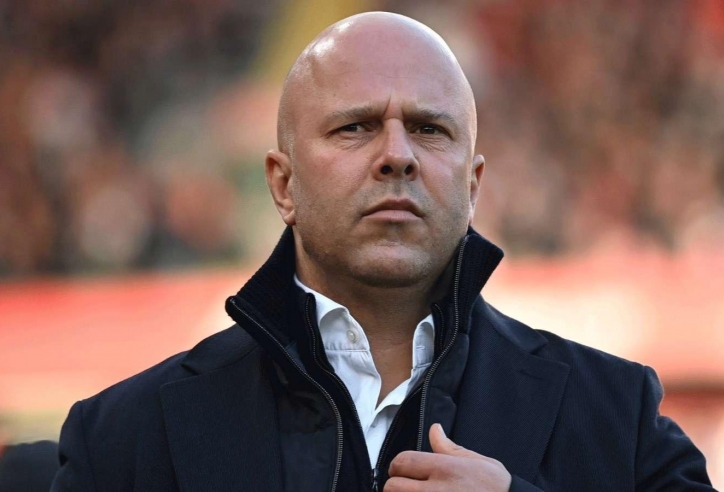 Liverpool tính mang huyền thoại trở lại sân Anfield