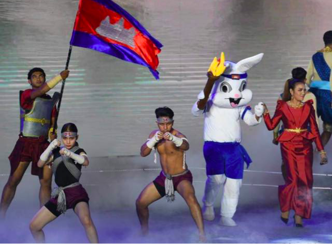 Chuyên gia: ‘Nên trao luôn ngôi vô địch toàn đoàn SEA Games 32 cho Campuchia’