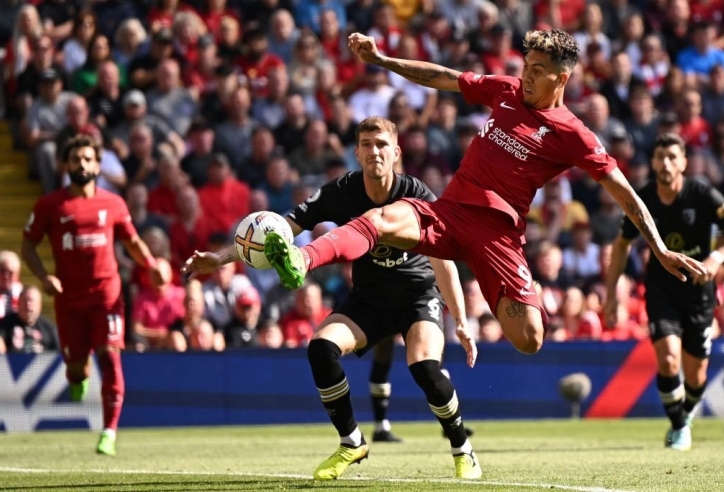 Video bàn thắng Liverpool vs Bournemouth: 'Cơn bão bàn thắng' tại Anfield