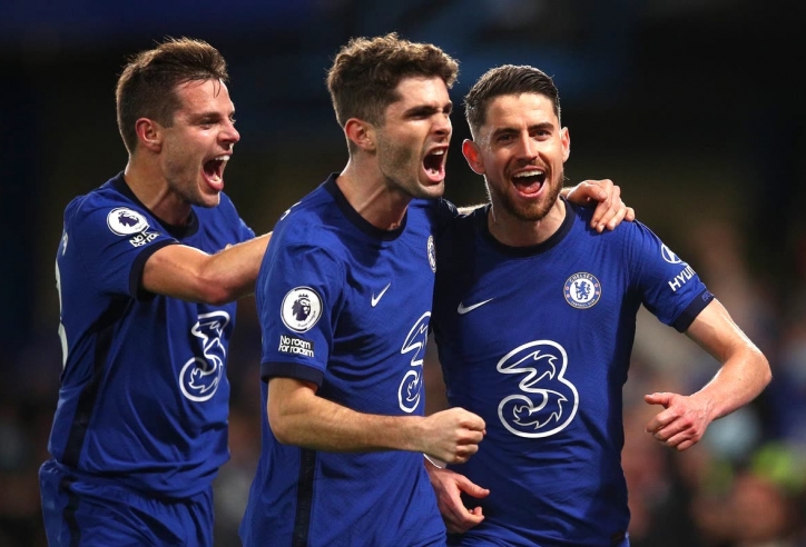 Đòi nợ thành công Leicester, Chelsea vào top 3 Ngoại hạng Anh