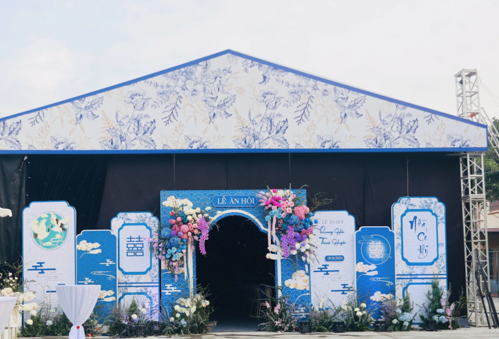 Quang Hải và bạn gái Chu Thanh Huyền làm lễ ăn hỏi