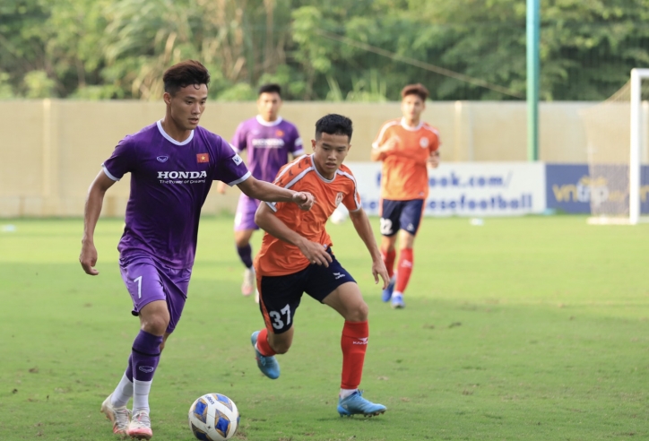 NÓNG: Hà Nội FC bổ sung tuyển thủ U23 Việt Nam cho CLB CAND