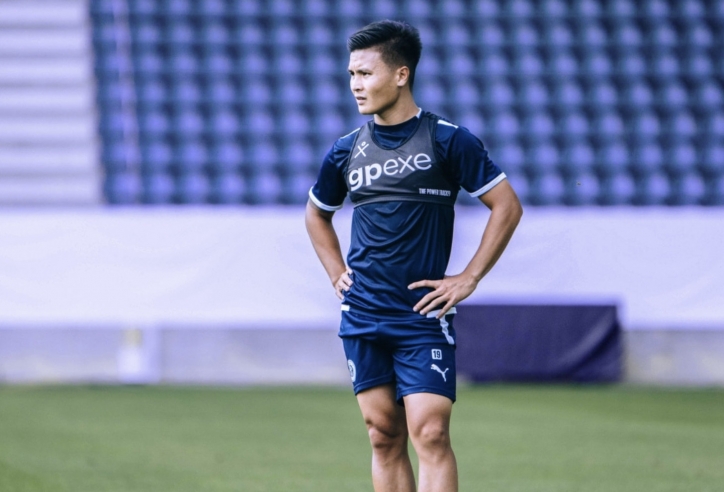 Pau FC có 'động thái mới', CĐV Việt Nam tràn vào réo tên Quang Hải