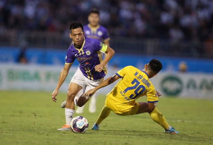 VIDEO: Hà Nội FC chật vật rời sân Vinh với 1 điểm