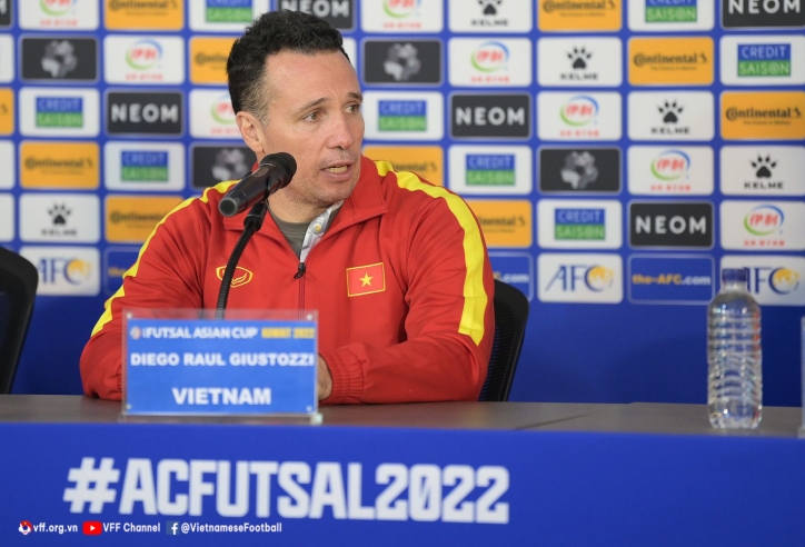 HLV Argentina muốn giúp ĐT futsal Việt Nam hạ đẹp siêu cường Nhật Bản