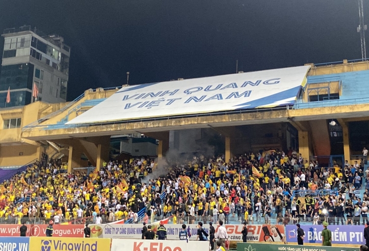 VIDEO: CĐV Nam Định làm điều đặc biệt bất chấp trận thua đậm trước Hà Nội FC