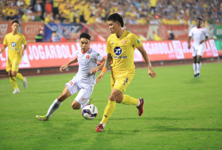 Đẩy Nam Định vào 'cửa tử', Hải Phòng tạm thời dẫn đầu V-League