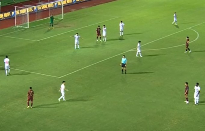 Trực tiếp Hải Phòng 1-0 PSM Makassar: Trọng Đại bỏ lỡ
