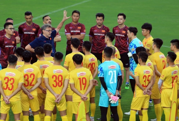 Văn Lâm chấn thương, ĐT Việt Nam nhận thêm tin dữ trước Asian Cup 2024