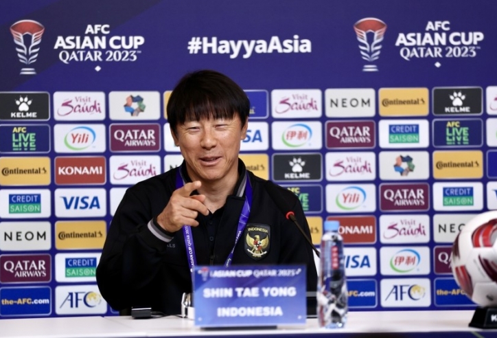 HLV Shin Tae Yong chỉ thẳng 2 đội vào chung kết Asian Cup