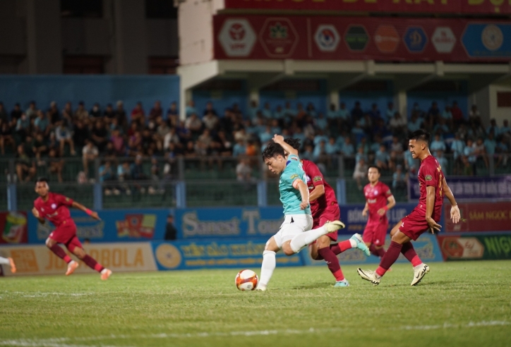 VIDEO: Nghiệt ngã bàn thua cuối trận, Khánh Hòa chôn chân dưới đáy BXH