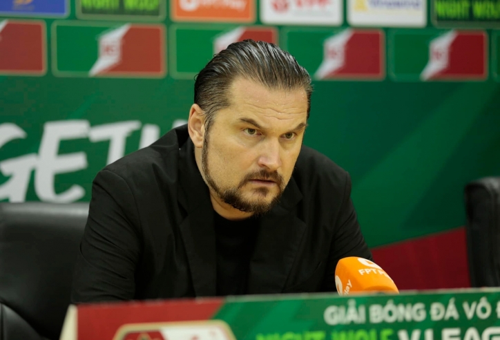 HLV Popov thừa nhận 1 điều sau trận thua đau Nam Định
