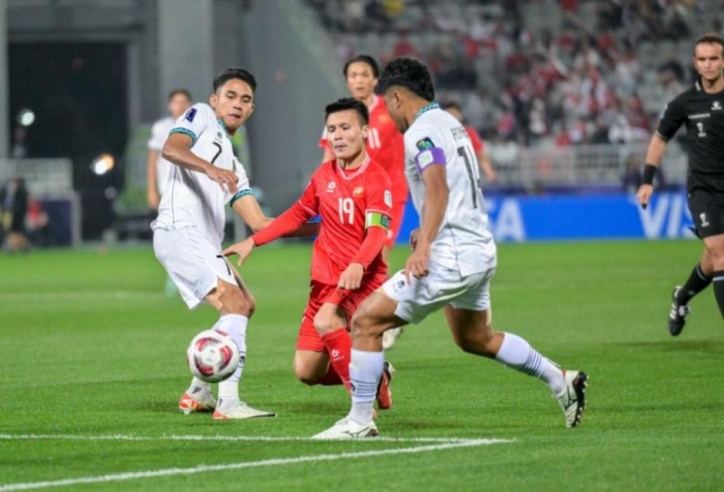 Bola: 'Việt Nam và Indonesia sẽ cùng vào bán kết AFF Cup'