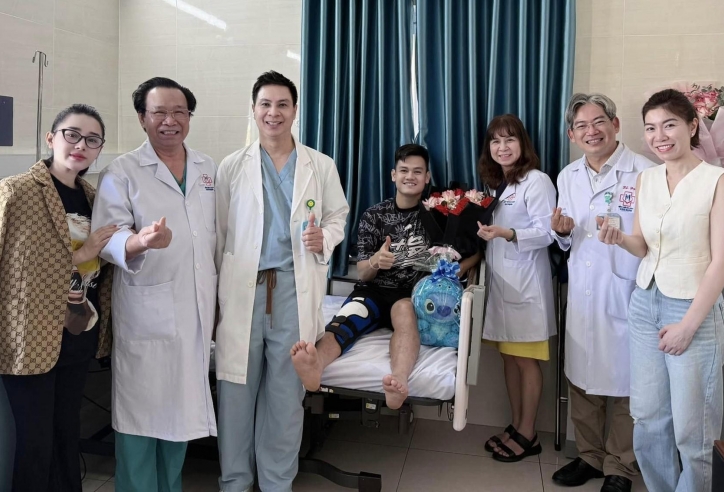 Hồ Tấn Tài báo tin vui sau phẫu thuật đứt dây chằng