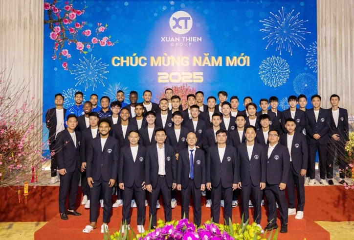 CLB Nam Định thưởng lớn CĐV ở trận khai xuân V-League