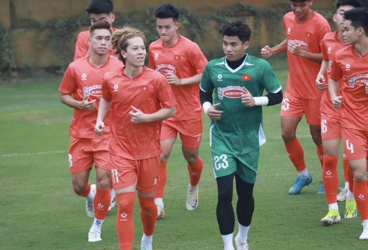 U22 Việt Nam đá kín trước ngày sang Trung Quốc
