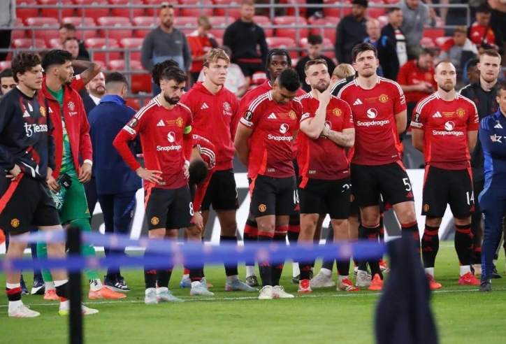Chuyển nhượng MU 23/5: MU rao bán hàng loạt trụ cột; nhắm sao Dortmund thay Onana