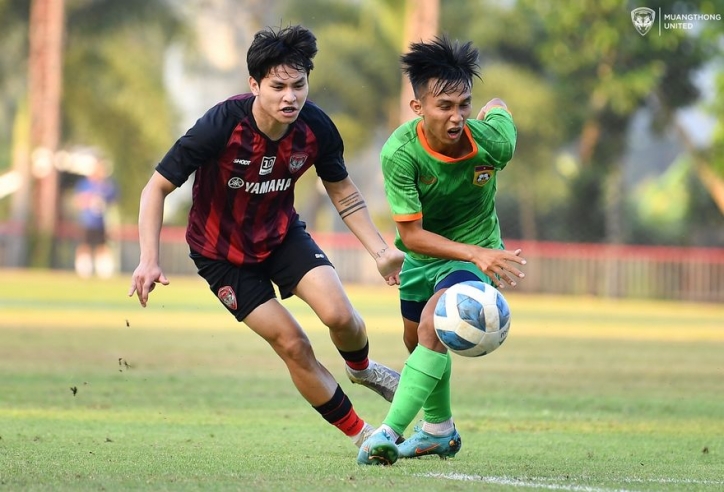 'Hiện tượng' Đông Nam Á khiến đội bóng Thái Lan 'vã mồ hôi' trước AFF Cup
