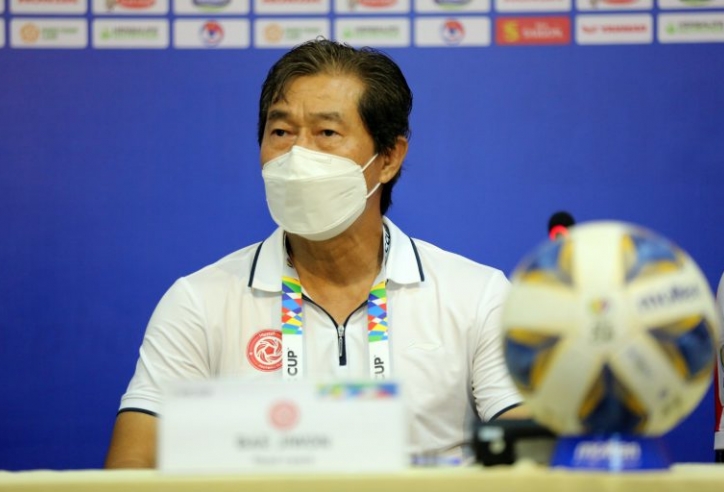 HLV Hàn Quốc: 'Cầu thủ Việt Nam nên đến các đội châu Á thay vì châu Âu'