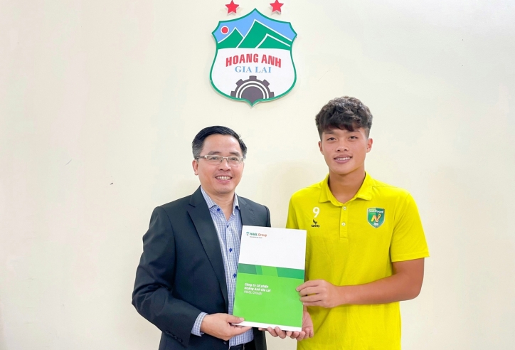 Sao U23 Việt Nam của HAGL gặp chấn thương ở giải trẻ